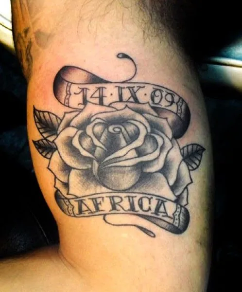 Tattoo de rosas con nombre - Imagui