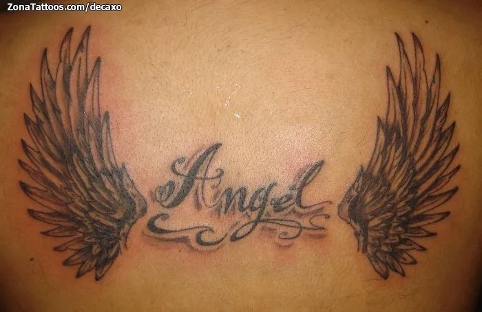 Alas de ángel tattoo con nombre - Imagui