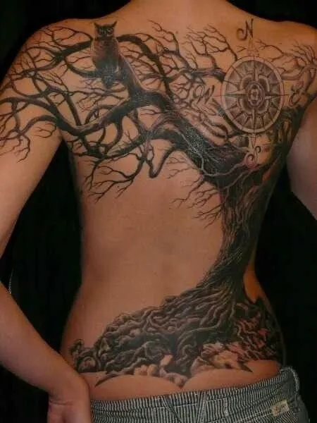 tatuajes de arboles en la espalda | tatu<3 | Pinterest