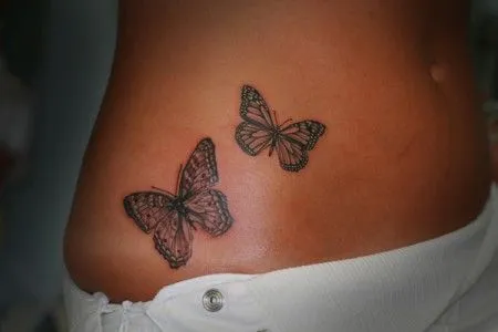 Tatuajes en las caderas de mariposas - Imagui