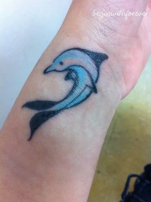 tatuajes delfines Archives - Tatuajesxd