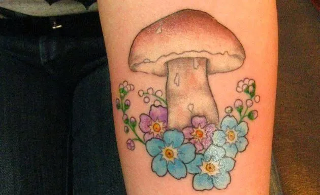 Tatuajes, diseños, perforaciones y fotos de tatuajes : tatuajes hongos