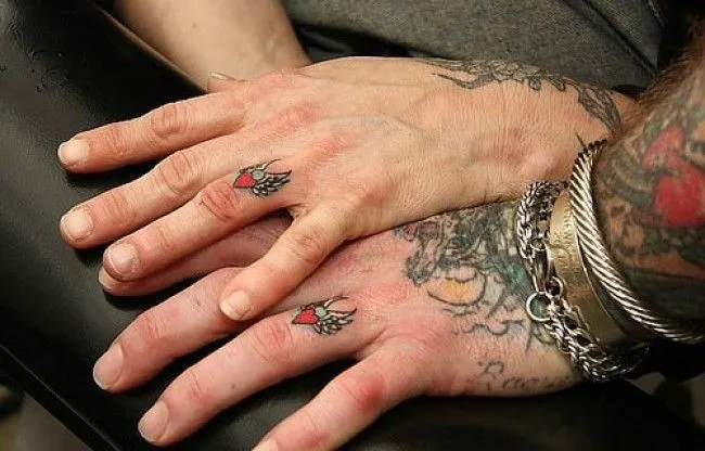 Tatuajes para parejas - anillos | Blog del vago