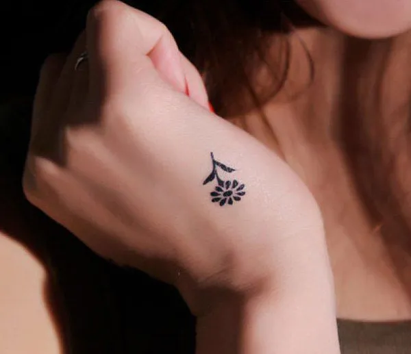 Tatuajes pequeños para mujeres 2015 - esBelleza.com