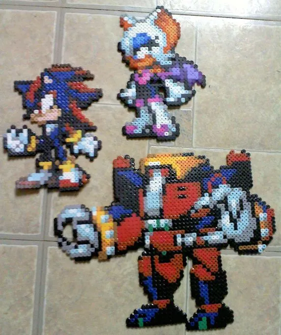 Team Dark Sonic perler beads by TomatoisJPhansburg | SONIC ...