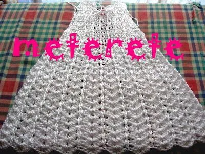 Patrones de vestidos tejidos a crochet para bebés - Imagui