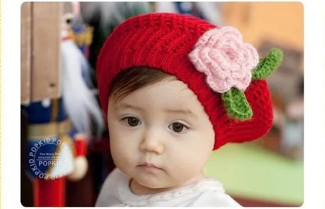 Boinas tejidas en crochet para niña - Imagui