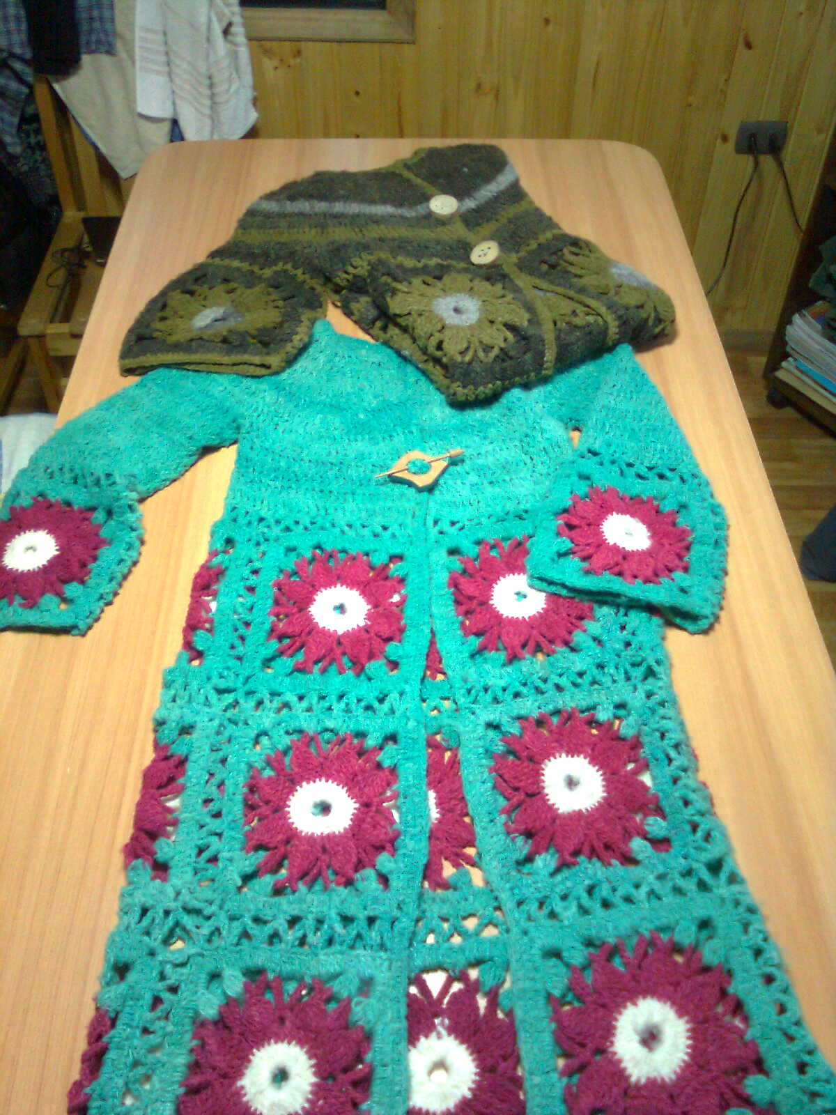 Tejido Artesanal Chilote: abrigo a crochet