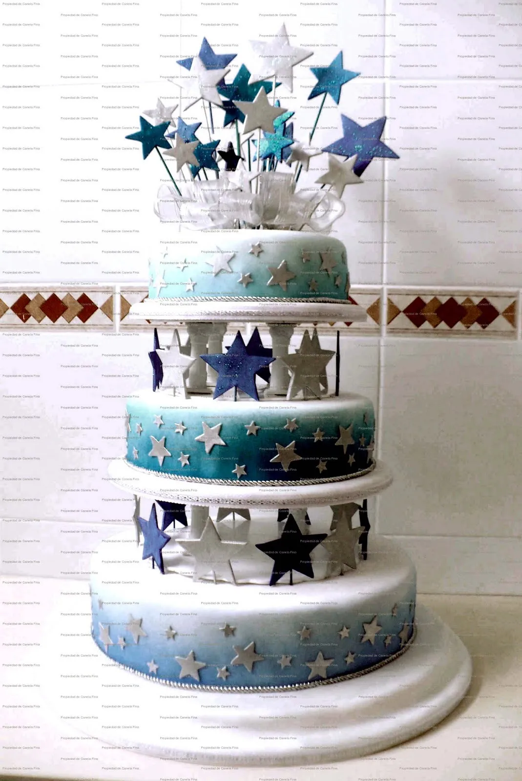 Torta de 15 años o Matrimonio Estrellas Azules