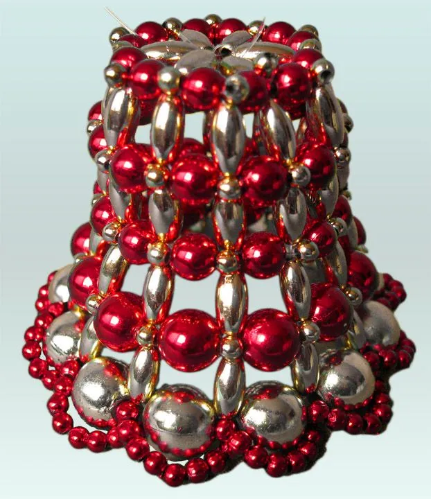 TereArte | Campanas en perlas decorativas para el árbol de Navidad