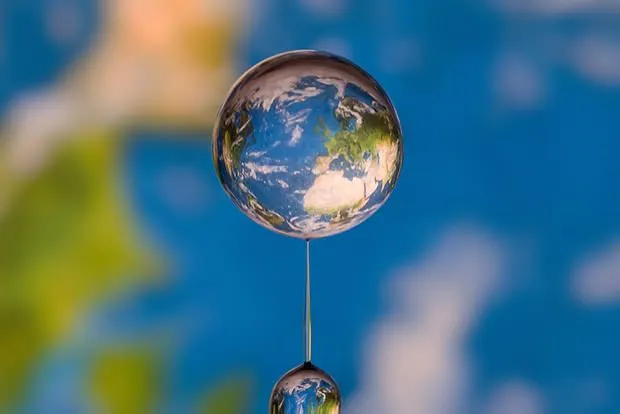 La Tierra en una gota de agua « Enseñanzas Náuticas