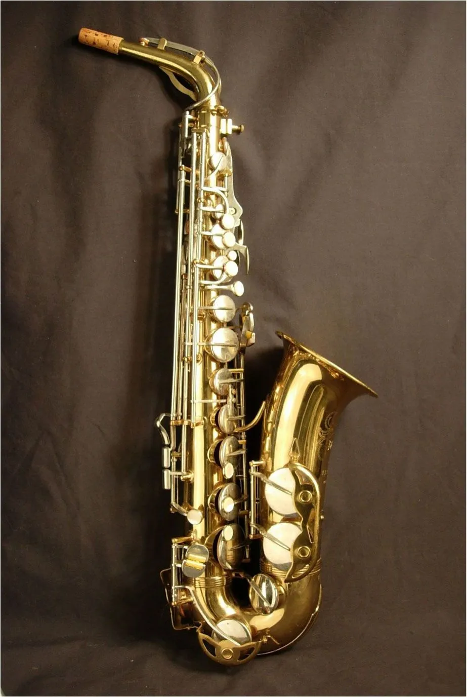 Tipos de saxofón – Conoce los saxofones Parisian | CURSOS DE ... Tipos de saxofón – Conoce los saxofones Parisian | CURSOS DE ...