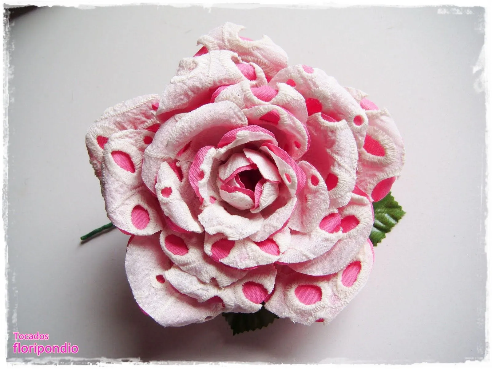 Tocados floripondio: Flores de Flamenca hechas a mano con telas ...