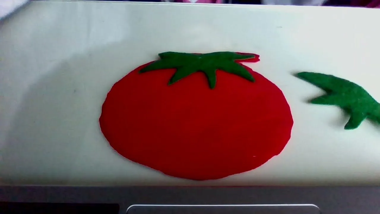Como hacer un tomate de fieltro fácil