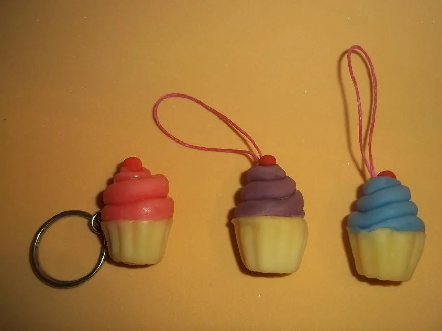Tomy Creaciones: Cupcakes de porcelana fria