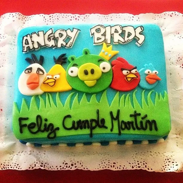 Nueva torta de Angry Birds hecha por @carolinpinto | Flickr ...