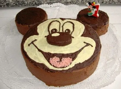 Tarta de Mickey Mouse - MundoRecetas.com