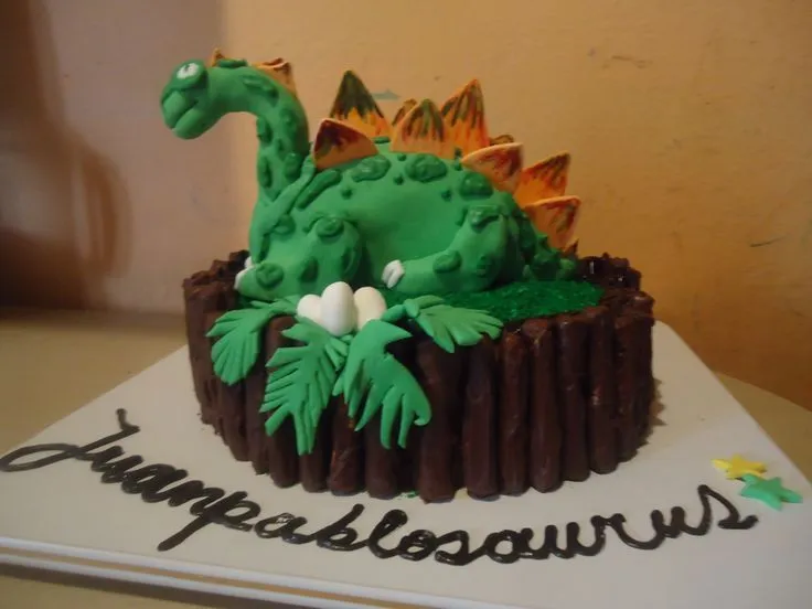 Torta para un cumple de dinosaurios | Dulces Dulzuras | Pinterest