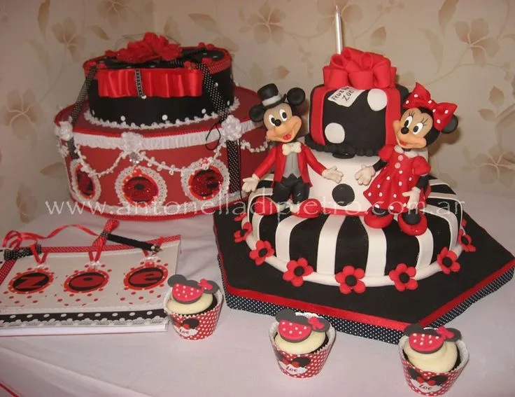 Torta y Cupcakes de Mickey y Minnie Mouse. Fiesta para niños. Kids ...