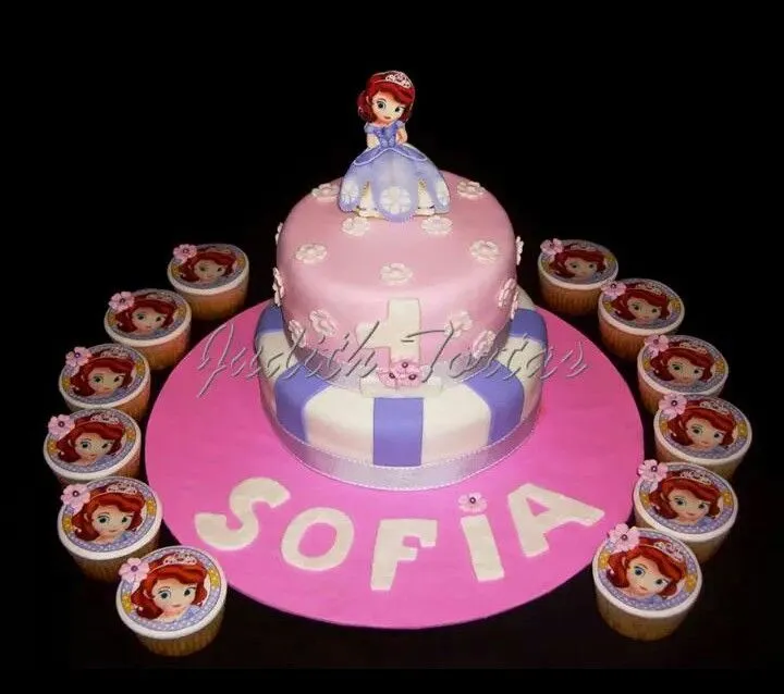 Torta con fondant Princesita Sofia | Princess sofia party ...