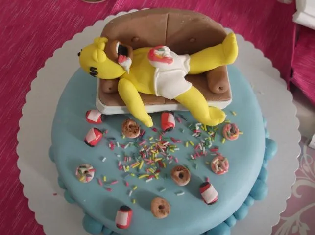 Como hacer una torta de homero Simpson - Imagui
