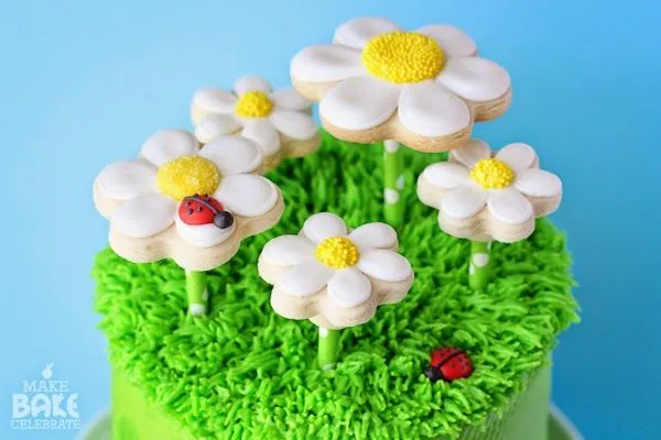 Torta jardín con flores de margaritas | Ideas Deco - Tortas