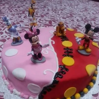 Torta de mini y Mickey Mouse - Imagui