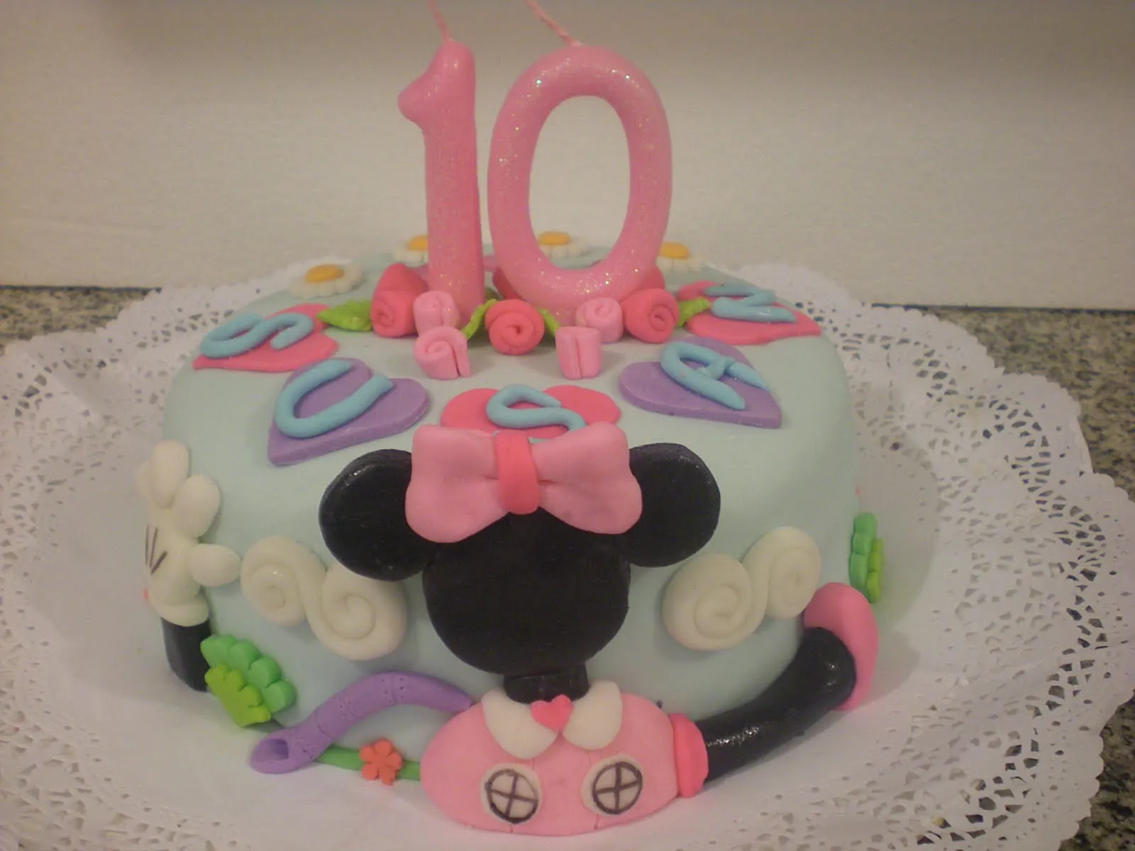 Mini torta de Minnie Mouse