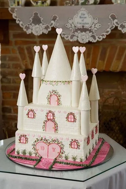Tortas de bodas en forma de castillo