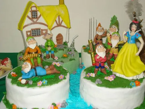 Tortas decoradas de blancanieves y los siete enanitos - Imagui