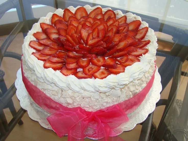 Tortas on Pinterest | Strawberry Cakes, Tiramisu and Oreo