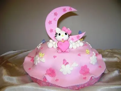 Tortas y Pasteles Bianca: Pastel Torta Hello Kitty