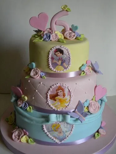 Torta Princesas (by Pastelera Bakery Shop) - Disney Cakes