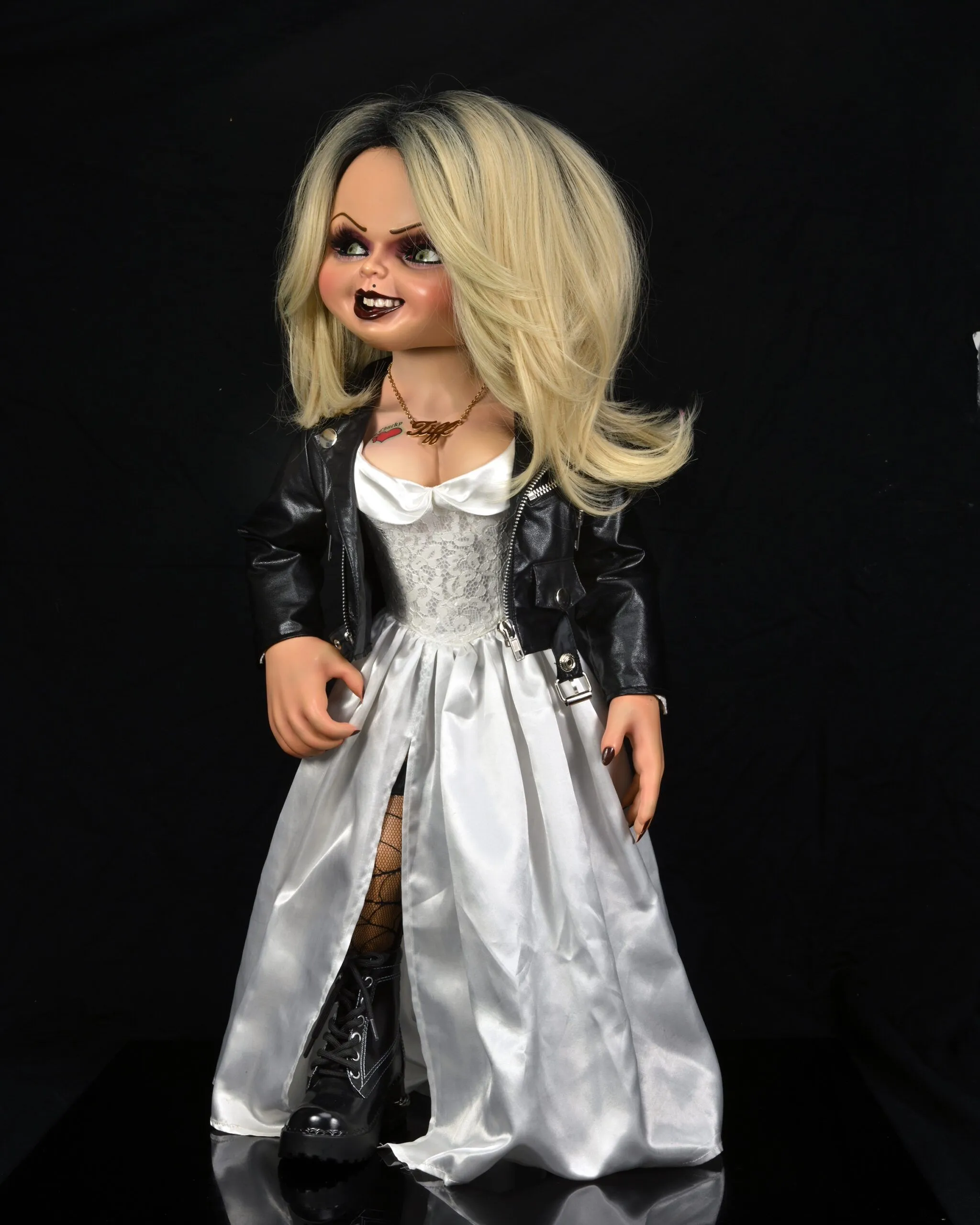 ToysTNT - Chucky + Tiffany La novia de Chucky Réplica Muñeco 1/1 76 cm NECA  **