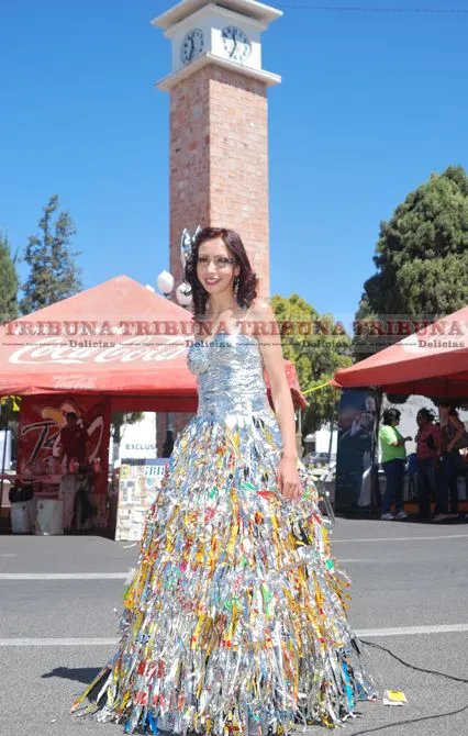 Vestidos de fantasia hechos en material reciclable - Imagui