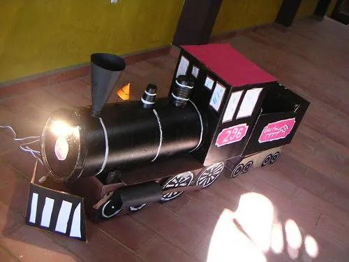 Tren de carton - Imagui