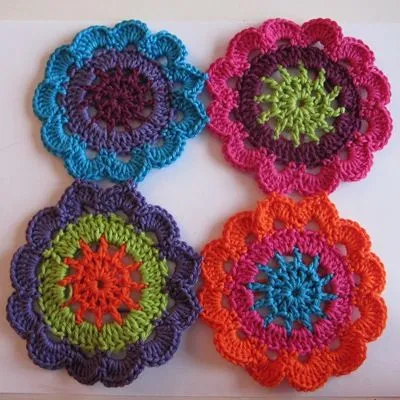 TRICO y CROCHET-madona-mía: Bufanda de floral japonesa en crochet ...