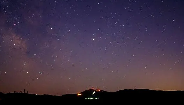 Tutorial | Come realizzare un time-lapse della volta celeste Tutorial | Come realizzare un time-lapse della volta celeste