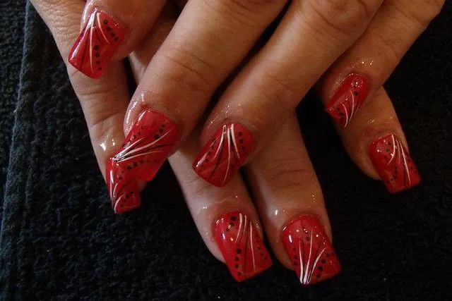 Uñas de acrilico decoradas rojas - Imagui
