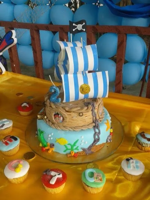 UniFamily: torta de jake y los piratas