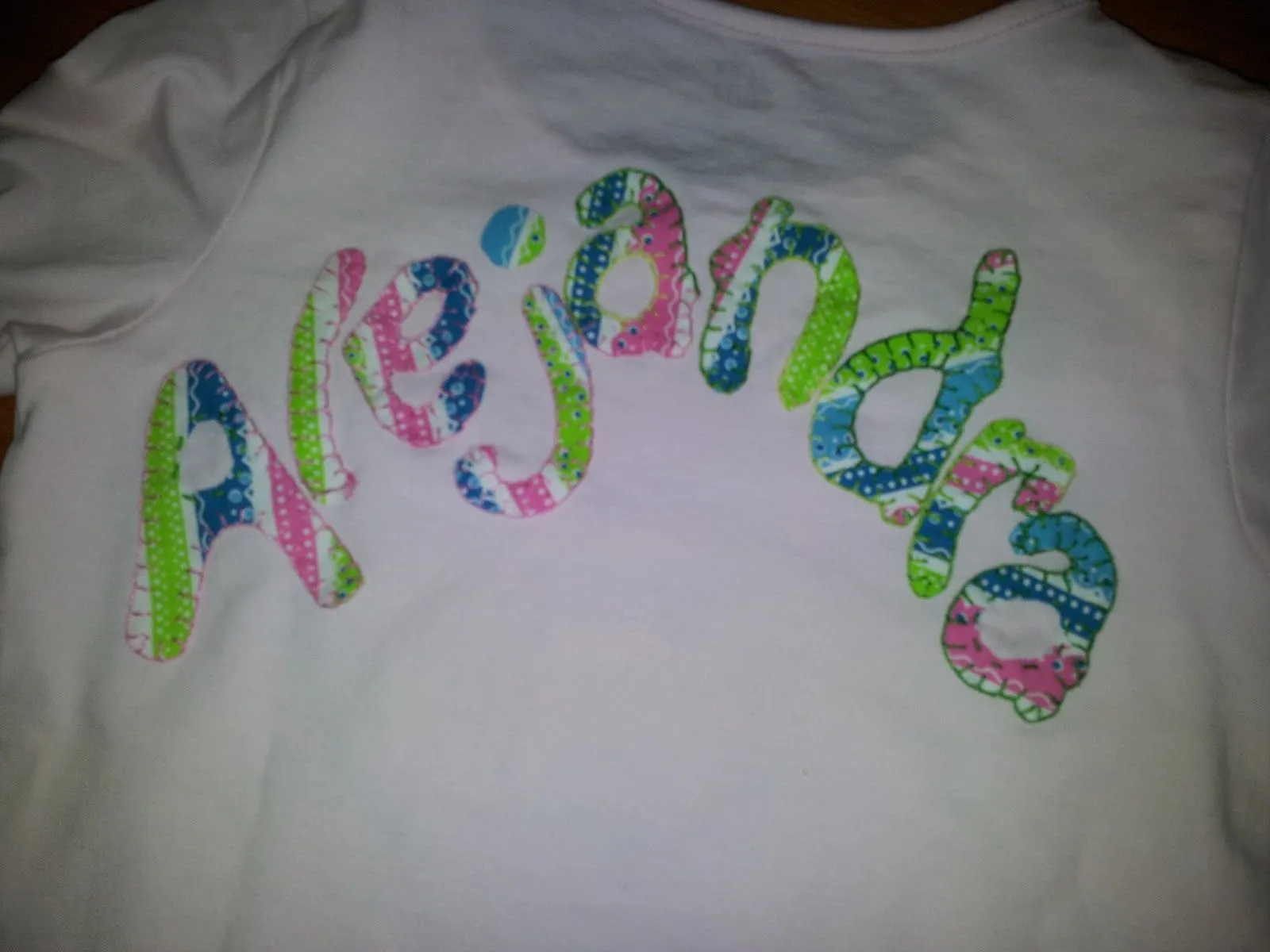 VaneTaller: Camiseta decorada para niña