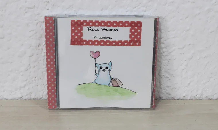 VELVET CAT: DIY: Personalizar una caja de CD