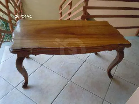 Vendo mesa de madera. ideal para una sala o cuarto con decoración ...