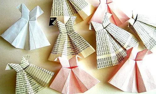 Como hacer vestiditos de papel ~ cositasconmesh