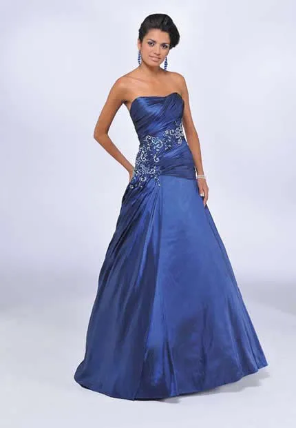 Fotos de vestidos de 15 años color azúl - Imagui Fotos de vestidos de 15 años color azúl - Imagui
