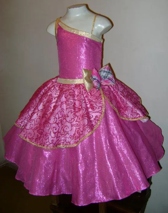 Vestido princesa barbie - Imagui