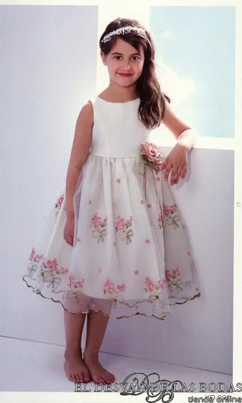 vestidos para niña on Pinterest | Vestidos, Fiestas and Rosa Clara