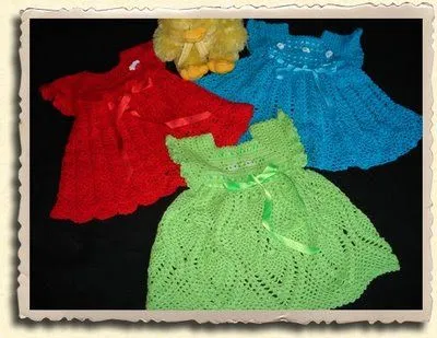 Vestidos tejidos a crochet para bebés - Imagui