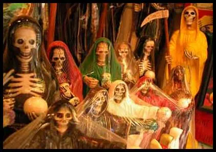 Viajando por el Aqueronte: Representación de la Santa Muerte