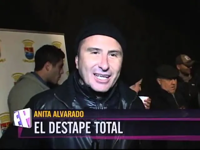VIDEO] Anita Alvarado se dejó desnudar por un alcalde en show ...